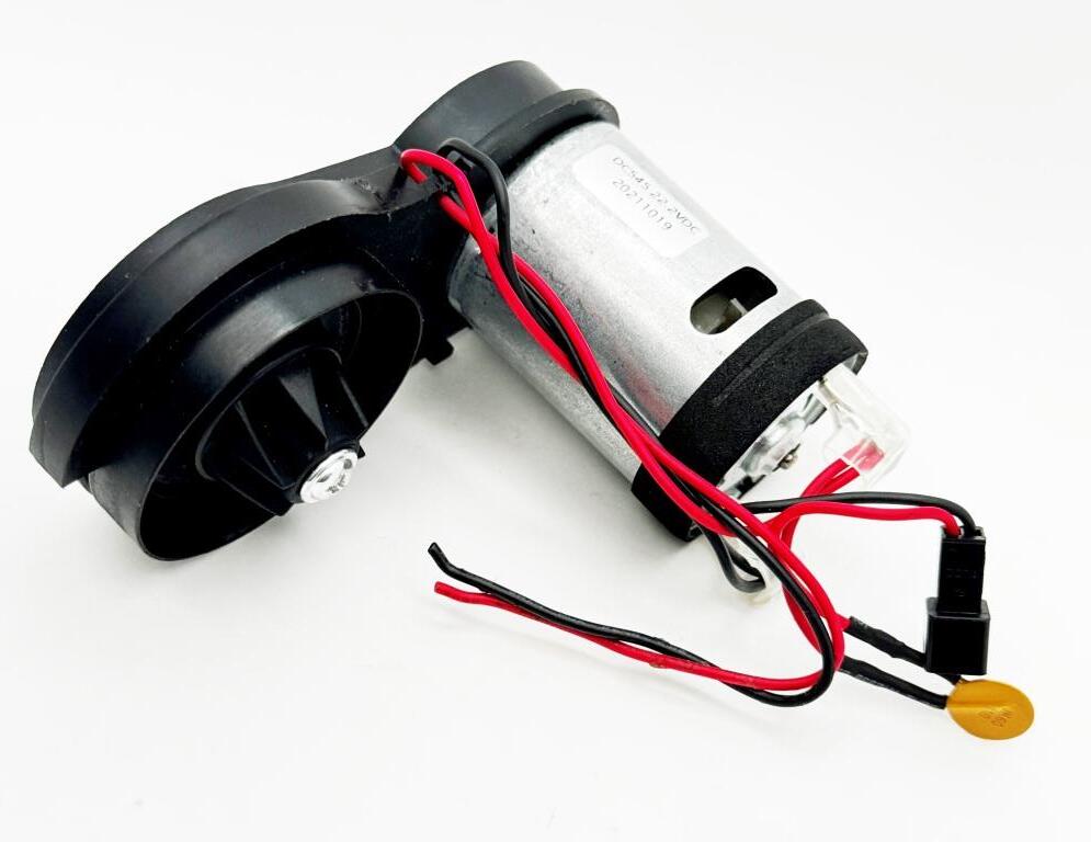 Motorek rotačního kartáče ECG VT 5220 kompletní